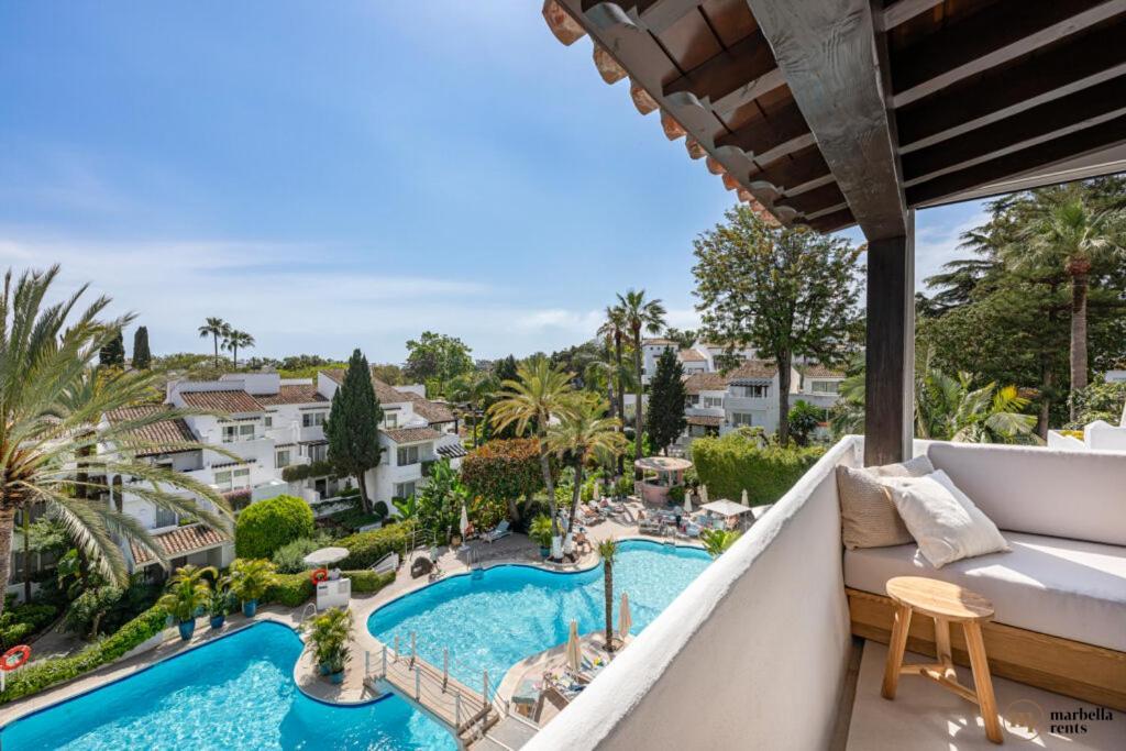 Apartment Penthouse Puente Ref #105